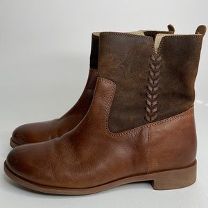 OluKai Kaupili Short boots size 7.5